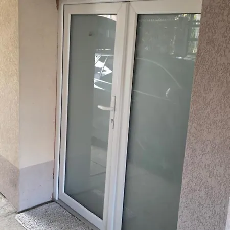 Pansion Mima 아파트 Ni